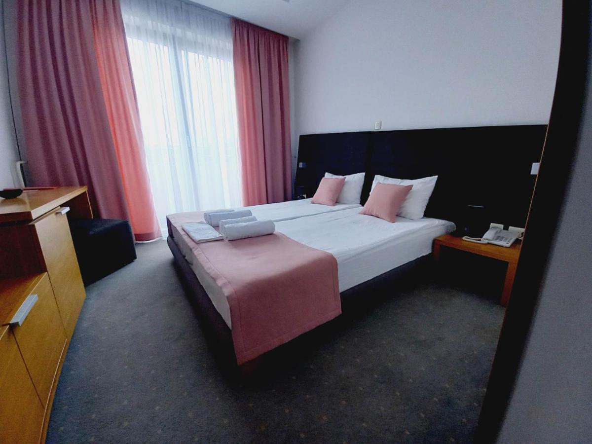 Hotel Vukov Most Nikšić Екстериор снимка